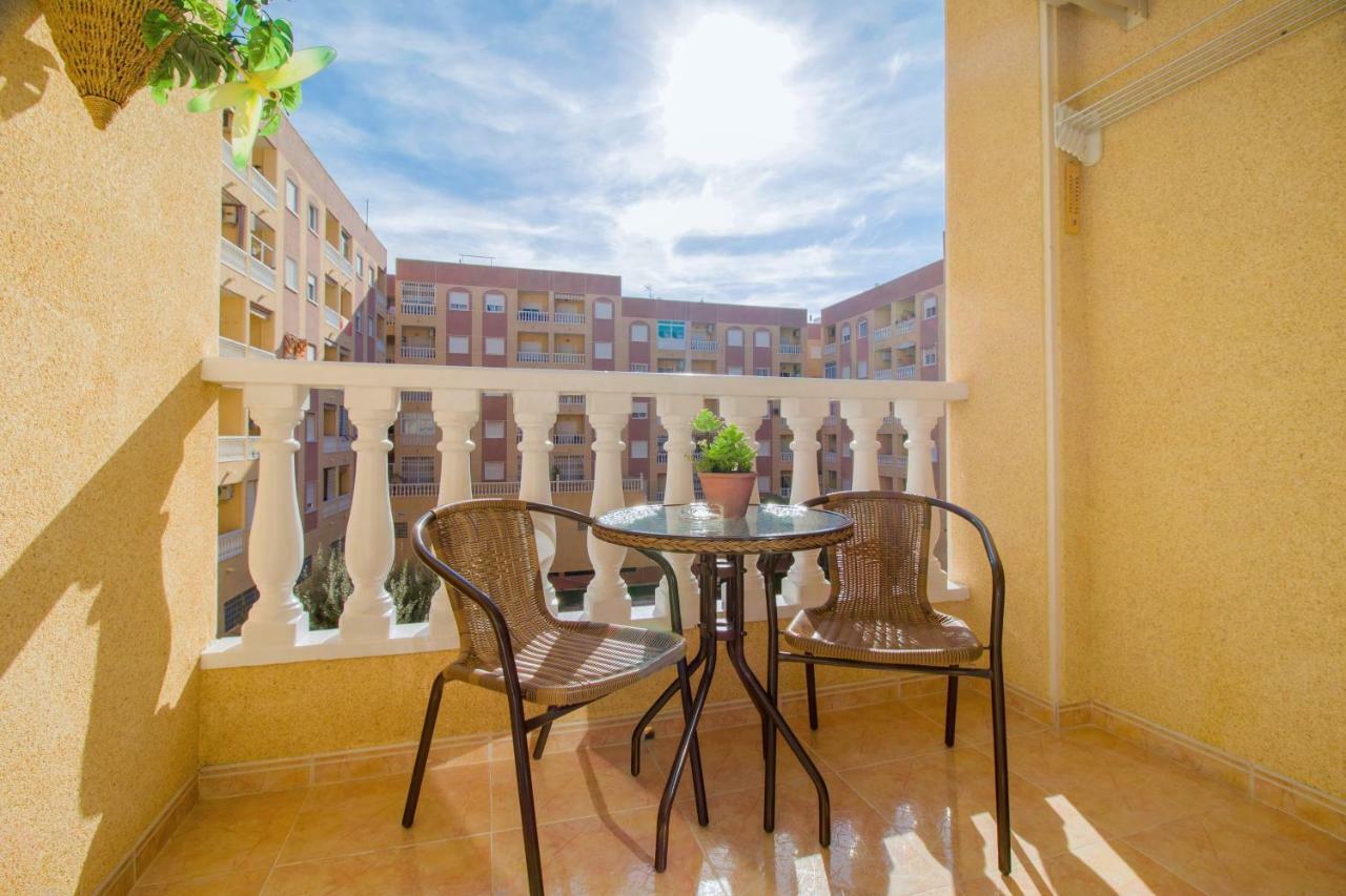 San Julian Apartamento Torrevieja Kültér fotó